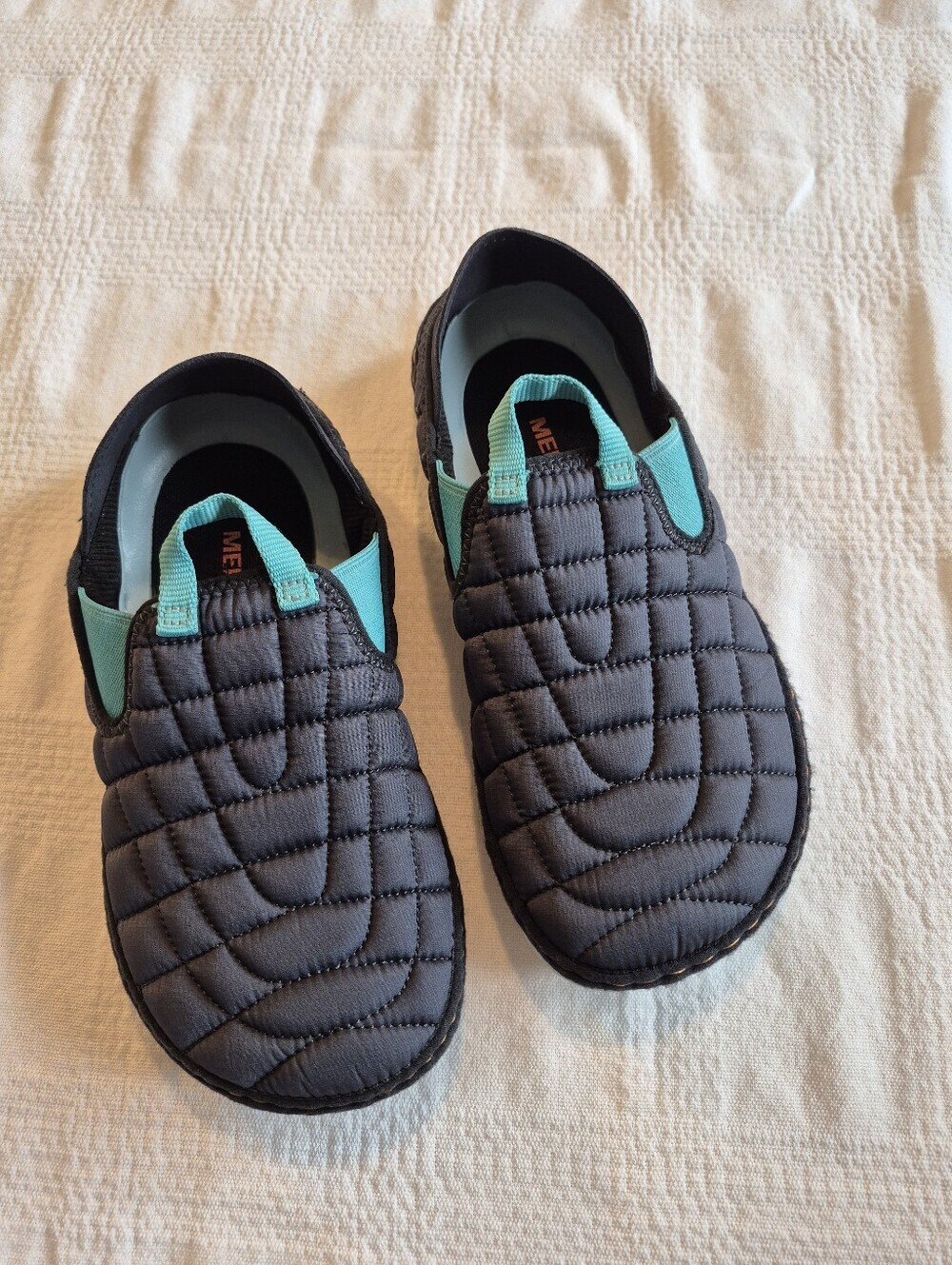 Merrell women's size 6 quilted Hut Mock quilted slip on shoe VGUC